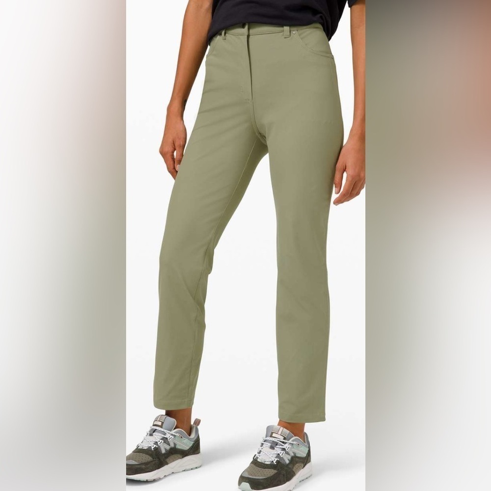 Lululemon City Sleek 5 Pocket 7/8 Pant Rosemary Green Size 4